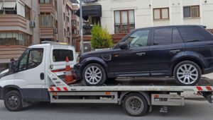 İkitelli Oto Çekici – Acil Oto Kurtarıcı 7/24 Yol Yardım
