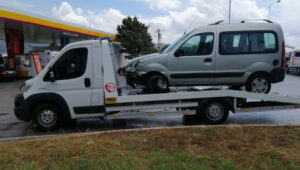 Haznedar Oto Çekici 24 Saat Gece Gündüz Kurtarıcı Yol Yardım